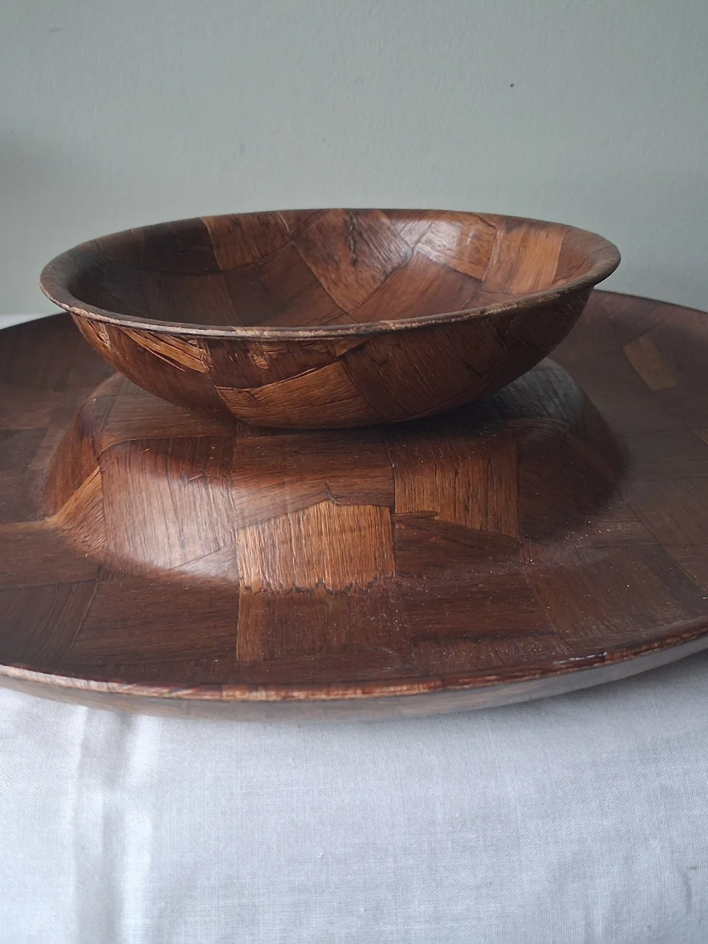 Vintage MCM Weavewood Magnetic Chip & Dip Set